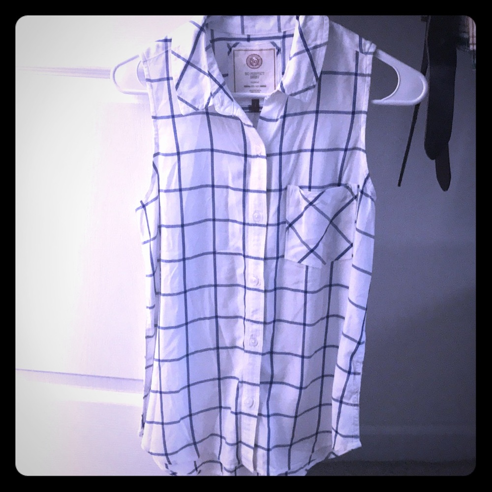 SO collared button down tank